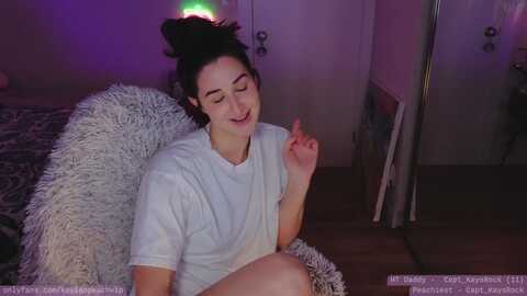Media: kaylenpeach Myfreecams Invalid Date