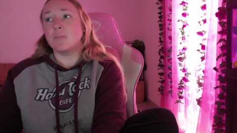 Media: kissica Myfreecams Invalid Date