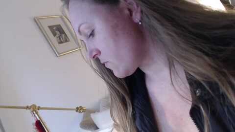 Media: justlily Myfreecams Invalid Date