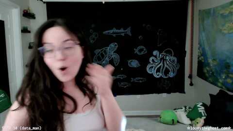 Media: lunatheghost Myfreecams Invalid Date
