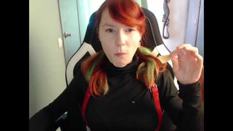 nikifoks18 @ myfreecams on 20240311