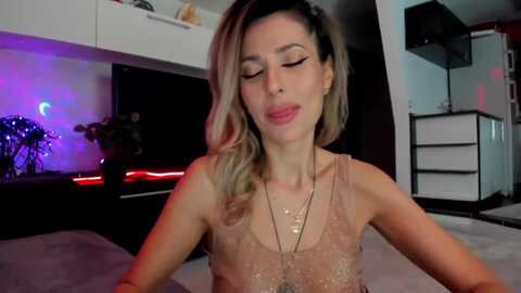 Media: smileytinaa Myfreecams Invalid Date