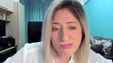 Media: sweetdelia_ Myfreecams Invalid Date