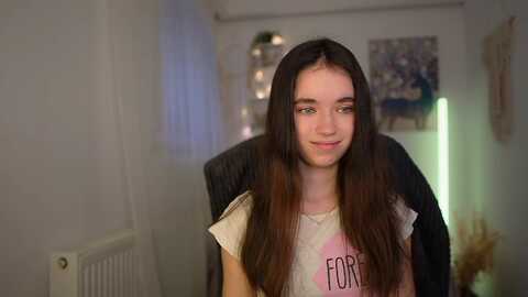 Media: gia_paige18 Myfreecams Invalid Date