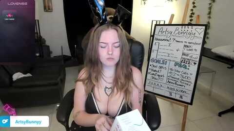 artsybunnyy @ myfreecams on 20240313
