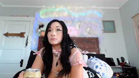 chibicyriis @ myfreecams on 20240313