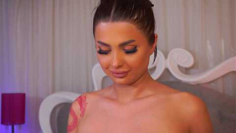 Media: kyliejennes Myfreecams Invalid Date