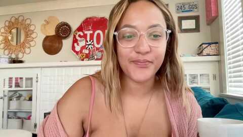 Media: dreamyriri Myfreecams Invalid Date