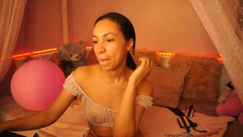 cherrynpie_18 @ myfreecams on 20240317