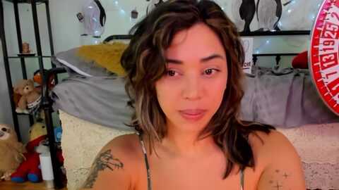 kissinghigh @ myfreecams on 20240319