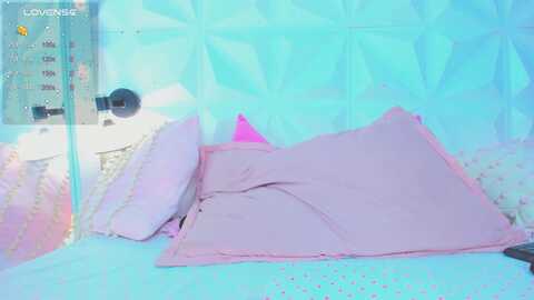 cutelatinaxxx @ myfreecams on 20240320