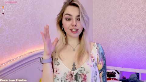 Media: lillimoore_ Myfreecams Invalid Date