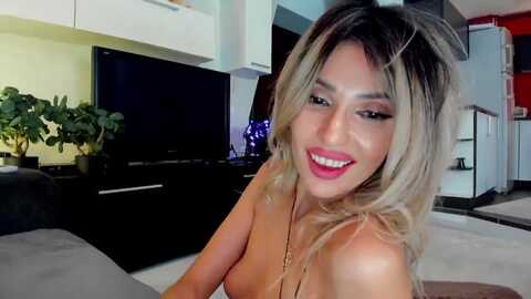 Media: smileytinaa Myfreecams Invalid Date