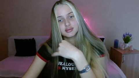 Media: alleiko Myfreecams Invalid Date