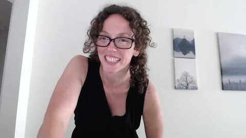 Media: sarah_stark Myfreecams Invalid Date