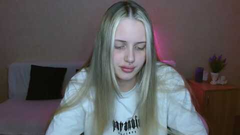 Media: alleiko Myfreecams Invalid Date