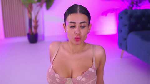 Media: evakeen Myfreecams Invalid Date