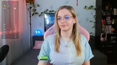 Media: monicmoon18 Myfreecams Invalid Date