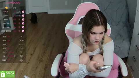 Media: sarahsweets18 Myfreecams Invalid Date