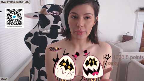 akewyear777 @ myfreecams on 20240331
