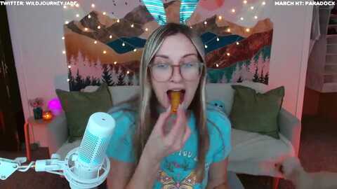 journeyjade @ myfreecams on 20240331