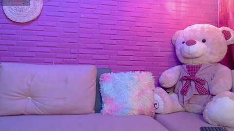lizascott @ myfreecams on 20240331