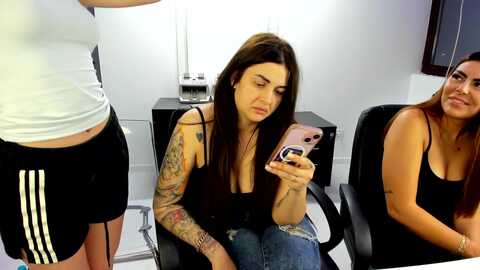 sassytiffxxx @ myfreecams on 20240331