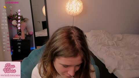 emilyrose1 @ myfreecams on 20240401