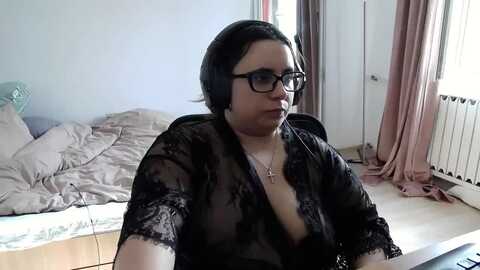 michellenite @ myfreecams on 20240402