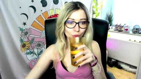 Media: heidiflower Myfreecams Invalid Date