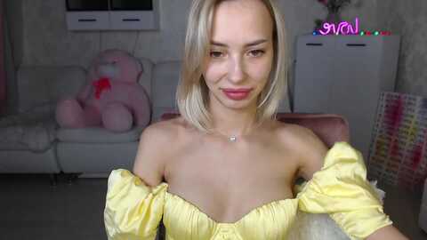 lady_lucky1 @ myfreecams on 20240404