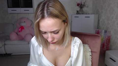 lady_lucky1 @ myfreecams on 20240405