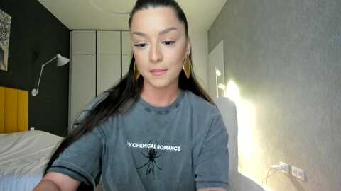 Media: eve___ Myfreecams Invalid Date
