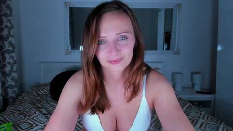 katbirdie_x @ myfreecams on 20240407