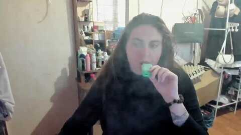klassy_holls @ myfreecams on 20240410