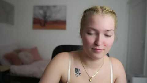 mia_melano_ @ myfreecams on 20240412