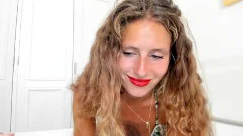 Media: sweetangell18 Myfreecams Invalid Date