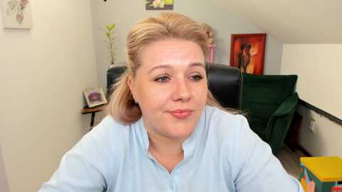 jesykablue @ myfreecams on 20240415