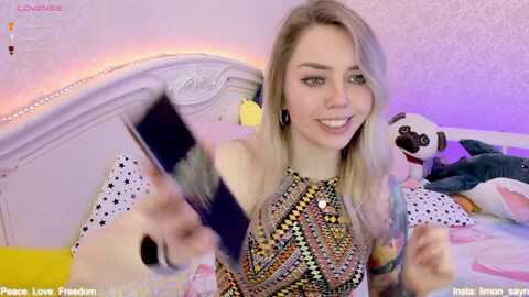 Media: lillimoore_ Myfreecams Invalid Date