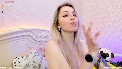 Media: lillimoore_ Myfreecams Invalid Date