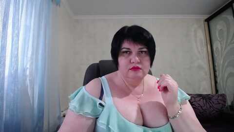 juicylady_69 @ myfreecams on 20240417