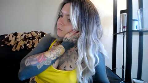 viverdure @ myfreecams on 20240420