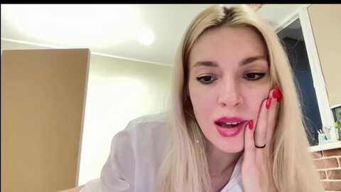 amazingkellyx @ myfreecams on 20240421