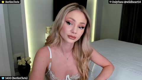 Media: yveline Myfreecams Invalid Date