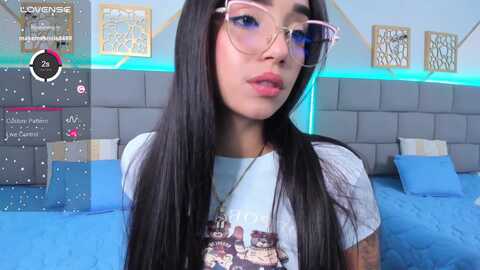 kate_moore2 @ myfreecams on 20240422
