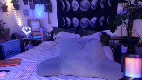 Media: lunarlexxx Myfreecams Invalid Date