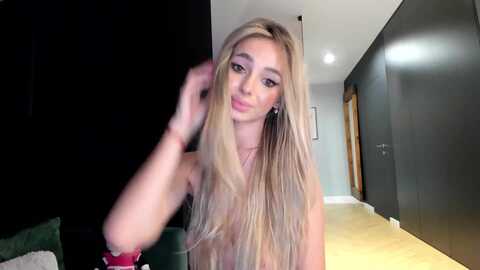 angellove__ @ myfreecams on 20240423
