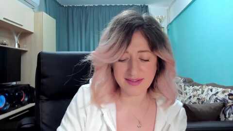 Media: sweetdelia_ Myfreecams Invalid Date
