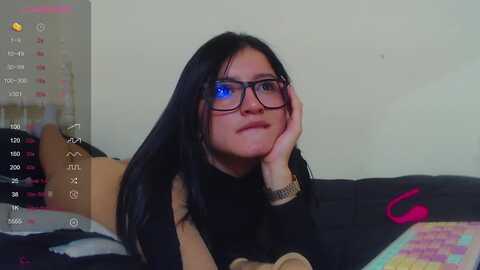 nyahmackenzie @ myfreecams on 20240425