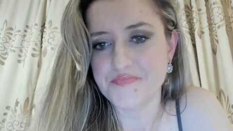 bestdream @ myfreecams on 20240427